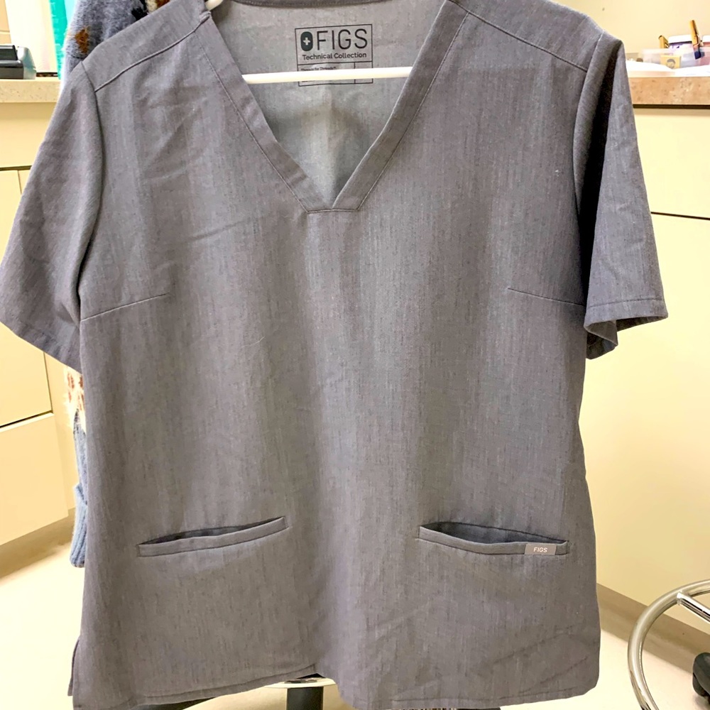 Figs scrubs